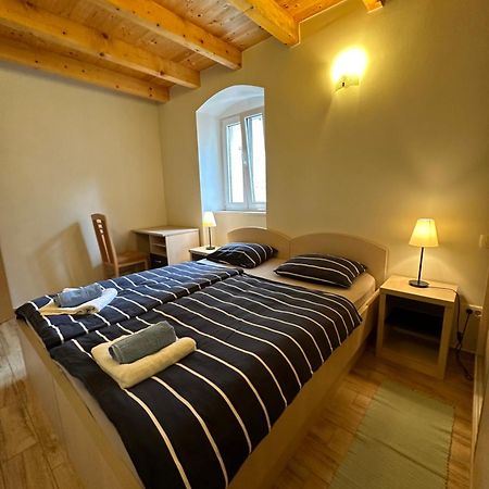 Old Town Apartments Trogir - Free Parking Экстерьер фото