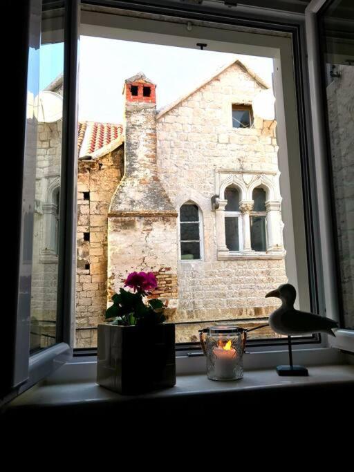 Old Town Apartments Trogir - Free Parking Экстерьер фото